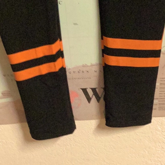 LARGE TEXAS TIGHTS. - Picture 3 of 10